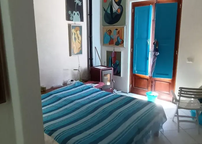 Casasvedese 게스트하우스 4*